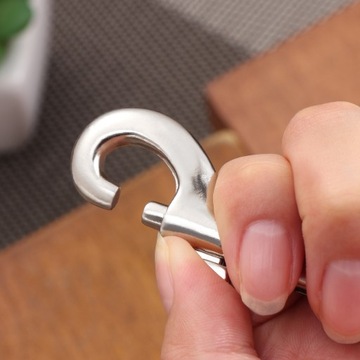 Поворотная застежка-карабин