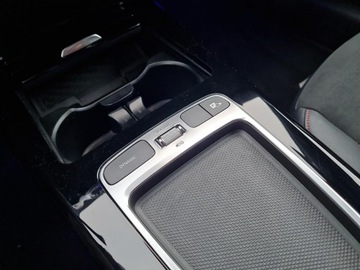 Mercedes CLA C118/X118 Coupe Facelifting 1.3 200 163KM 2023 Mercedes-Benz CLA 200 AMG / Advanced Plus / Multib, zdjęcie 26