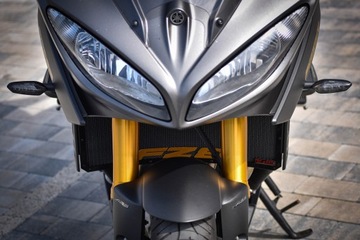 Крышка радиатора Yamaha FZ8 Black Gold