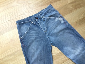 Modne damskie jeansy Levi's - 29/32 - pas: 80 !