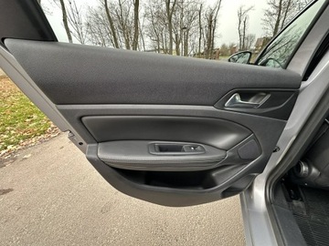 Peugeot 308 II SW 2.0 BlueHDi 150KM 2014 Peugeot 308 SW T9 2.0 HDi 150 KM Manual Navi, zdjęcie 19