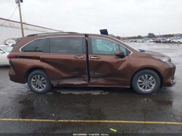 Toyota Sienna III 2021 Toyota Sienna XLE 2021 2.5l 2.5 Hybryda 189KM, zdjęcie 6