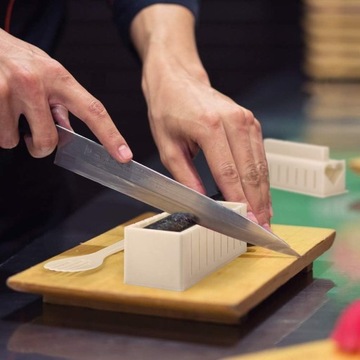 ZESTAW DO ROBIENIA SUSHI MASZYNKA PRODUKTY 10