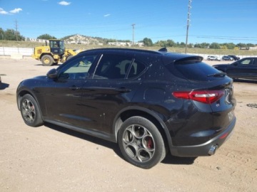 Alfa Romeo Stelvio SUV 2.0 Turbo 280KM 2018 Alfa Romeo Stelvio 2018 r., 2,0L SPORT 4X4 2.0 Benzyna 280KM, zdjęcie 2