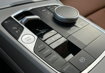 BMW Seria 3 G20-G21 Touring 2.0 330e 292KM 2022 BMW Seria 3 XDrive Braz Skora Plug-In PDC Led Virtual FV23, zdjęcie 23