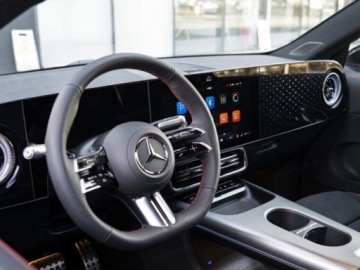 Mercedes CLA C118/X118 2026 MERCEDES-BENZ CLA 200 AMG Line Sedan 1.5 163KM 2026, zdjęcie 5