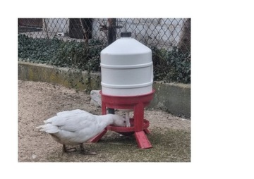 Автоматическая поилка для птицы, кур, уток, гусей, индеек, 30 л.