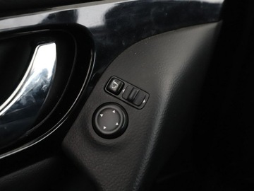 Nissan Qashqai II Crossover 1.6 DIG-T 163KM 2016 Nissan Qashqai klima auto czujniki parkowania hak, zdjęcie 29