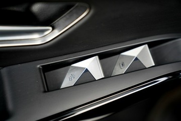  DS Automobiles DS 7 Crossback OPERA masaze FUL LED, zdjęcie 19