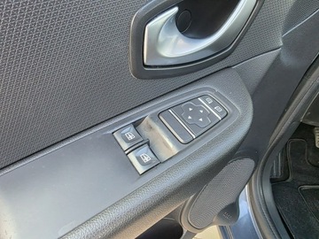 Renault Clio IV Hatchback 5d Facelifting 0.9 Energy TCe 76KM 2019 Renault Clio bezwypadkowy *NOWY ROZRZĄD + OLEJ*, zdjęcie 12