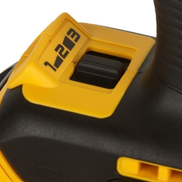 DCF899P2 УДАРНЫЙ гайковерт 1/2 950 Нм 18 В 2x5 Ач DEWALT