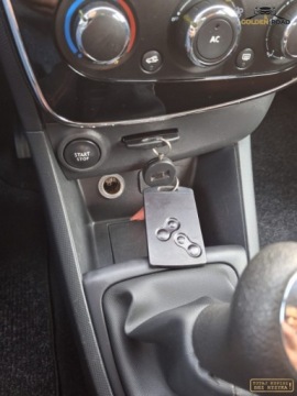 Renault Clio III Hatchback 3d Phase II 1.5 dCi 75KM 2013 Renault Clio 1,5 DCI klima elektryka navi alu wspomaganie oplacony 1.5, zdjęcie 17