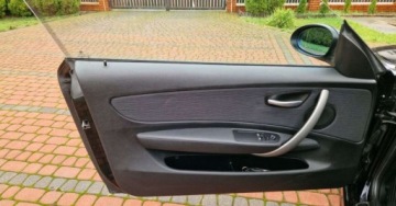 BMW Seria 1 E81/E87 Hatchback 5d E87 1.6 116i 122KM 2007 BMW Seria 1 BMW Seria 1 1.6 Benzyna 122KM, zdjęcie 9