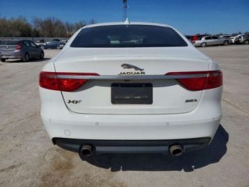 Jaguar XF II Sedan 3.0 V6 380KM 2017 Jaguar XF R-Sport 2017 3.0 Benzyna 380KM, zdjęcie 2
