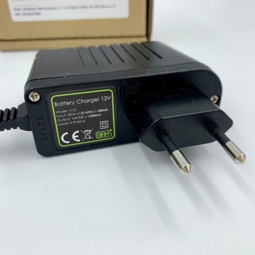 Зарядное устройство LED 12V 1000MA АВТОМОБИЛЬНЫЙ АККУМУЛЯТОР