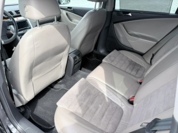 Volkswagen Passat B6 Variant 1.8 TSI 160KM 2008 Volkswagen Passat Variant 1.8 TSI 160KM Highline, zdjęcie 15