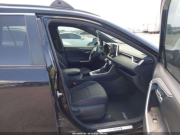 Toyota RAV4 V 2024 Toyota RAV4 2024 TOYOTA RAV4 HYBRID SE 2.5 Hybryda 176KM, zdjęcie 13