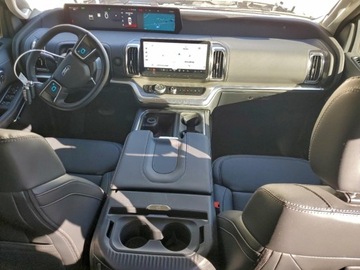 Ford Expedition III 2025 Ford Expedition Platinum 2025 3.5 Benzyna 400KM, zdjęcie 8