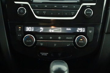 Nissan X-Trail III Terenowy Facelifting 1.7 dCi 150KM 2020 Nissan X-Trail 1.7 dCi, Salon Polska, Serwis ASO, zdjęcie 14