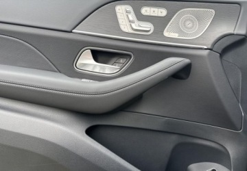 Mercedes GLE V167 2025 Mercedes-Benz GLE 300 d 4MATIC Coupe Pakiet wyposazenia AMG Premium 2.0, zdjęcie 9