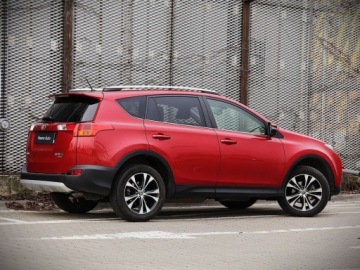 Toyota RAV4 IV MPV Valvematic 150 152KM 2015 Toyota RAV4 Toyota RAV4 2.0 Premium Executive VAT Marza Gwarancja Salo, zdjęcie 2