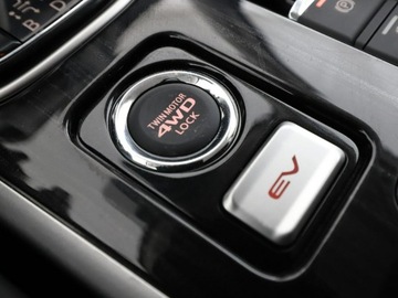 Mitsubishi Outlander III SUV PHEV Facelifting 2017 2.0 203KM 2017 Mitsubishi Outlander FV23% 4x4 PHEV full LED, zdjęcie 27