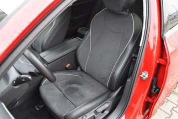 Volkswagen Passat B8 Variant Facelifting 2.0 TDI SCR 150KM 2025 Volkswagen Passat Variant 2.0TDI DSG 150KM Elegance HAK IQ.Drive 17 Sporto, zdjęcie 27