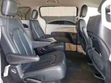 Chrysler Pacifica II 3.6 V6 291KM 2022 Chrysler Pacifica 2022r., Touring L, 3.6L, od ubezpieczalni 3.6 Benzyna, zdjęcie 8