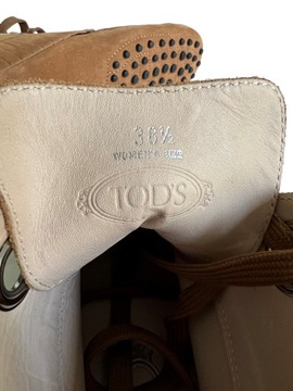 TOD'S skórzane botki z frędzlami