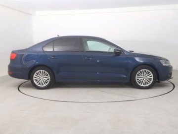 Volkswagen Jetta VI Sedan 1.2 TSI 105KM 2012 VW Jetta 1.2 TSI, Salon Polska, Serwis ASO, Klima, zdjęcie 5