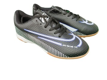 HALÓWKI TURFY białe WHITE czarne BLACK 38 LESCARPE