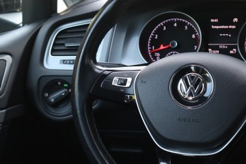 Volkswagen Golf VII Variant 1.2 TSI BlueMotion Technology 110KM 2016 VW Golf 1.2 TSI, Salon Polska, Serwis ASO, Klima, zdjęcie 16
