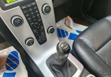 Volvo S40 II 1.6 D2 115KM 2011 Volvo S40 Volvo S40 D2 DRIVe Momentum Start-Stop 1.6 Diesel 115KM, zdjęcie 12