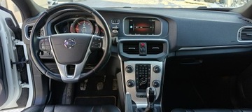 Volvo V40 II Hatchback 1.6 D2 115KM 2014 Volvo V40 1,6Hdi 115 KM Ocean Race Panorama, zdjęcie 5