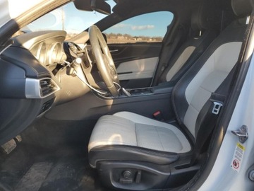 Jaguar XE 2017 Jaguar XE 2017 JAGUAR XE R - SPORT 3.0 Benzyna 380KM, zdjęcie 5