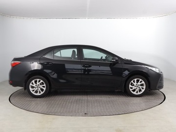 Toyota Corolla XI Sedan Facelifting 1,6 Valvematic 132KM 2018 Toyota Corolla 1.6 Valvematic, Salon Polska, zdjęcie 5