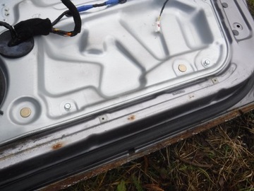 DVEŘE PRAVÝ PŘEDNÍ HYUNDAI SONATA V ŠEDÉ