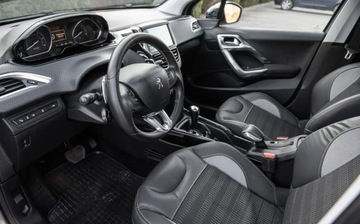 Peugeot 2008 I 2014 Peugeot 2008 1.6eHDI 92KM Allure Navi Ledy Panorama SKora Automat Gwaranc, zdjęcie 21