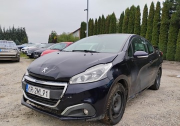 Peugeot 208 I 2017 Peugeot 208 2017r, 1.2 Benzyna. Lekko uszkodzony przod. Jezdzi. 1.2 80KM