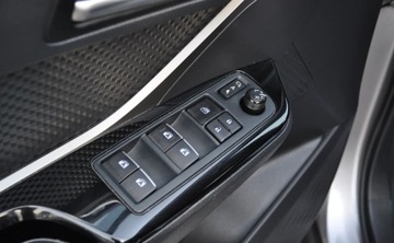 Toyota C-HR I Crossover 1.8 Hybrid 122KM 2018 Toyota C-HR 1.8 Hybryda Kamera Cofania Nawigacja Grz.siedzenia 1.8 Hybryda, zdjęcie 24
