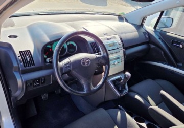 Toyota Corolla Verso E120 1.8 VVT-i 130KM 2006 Toyota Corolla Verso 1,8 Ben 130 KM 1.8 Benzyna 130KM, zdjęcie 5