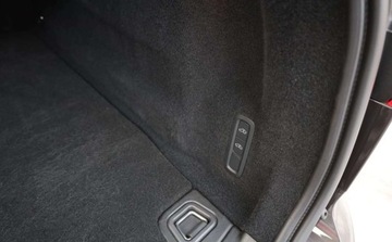 Volvo XC60 II 2023 Volvo XC 60 Volvo XC 60 T6 AWD Plug-In Hybrid R-Design 2.0 Hybryda Plug-in, zdjęcie 31