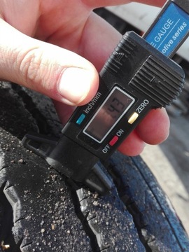 ПЕРЕДНЯЯ ШИНА CONTINENTAL LRS1+245/70R17.5