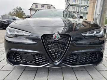 Alfa Romeo Giulia II Sedan Facelifting 2023 2.0 GME Turbo 280KM 2025 ALFA ROMEO Giulia Turbo Veloce Q4 Sedan 2.0 (280KM) 2025, zdjęcie 1