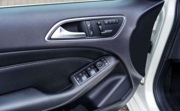 Mercedes Klasa B W246 Sports Tourer 220 184KM 2014 Mercedes-Benz Klasa B 2.0B 184Ps 4x4 PolSkora Bixenon Navi Ledy Alu18 Bixe, zdjęcie 29