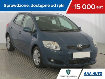 Toyota Auris I Hatchback 2.0 D-4D 125KM 2006 Toyota Auris 2.0 D-4D, Navi, Xenon, Klima