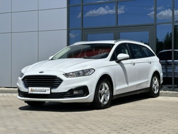 Ford Mondeo V Kombi 2.0 TDCi 150KM 2019 Ford Mondeo SW Kamera, Navi, Grzane fotele i Szyba, zdjęcie 2