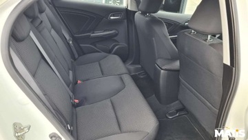 Honda Civic IX Hatchback 5d Facelifting 1.4 i-VTEC 100KM 2016 Honda Civic 1.4Benz manual Navi Kamera climatronic biala perla 1.3 99KM, zdjęcie 31