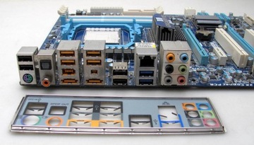 Материнская плата Gigabyte GA-870A-UD3 с разъемом AM3