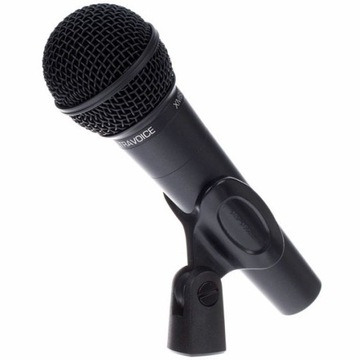 Динамический микрофон Behringer XM8500.